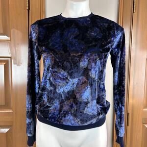 Nanette Nanette Lepore Blue Velvet Pull over top
Size XS